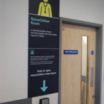 New signs provide clearer information for emergency patients