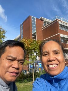 Filipinas and Cesar outside St George's Hospital